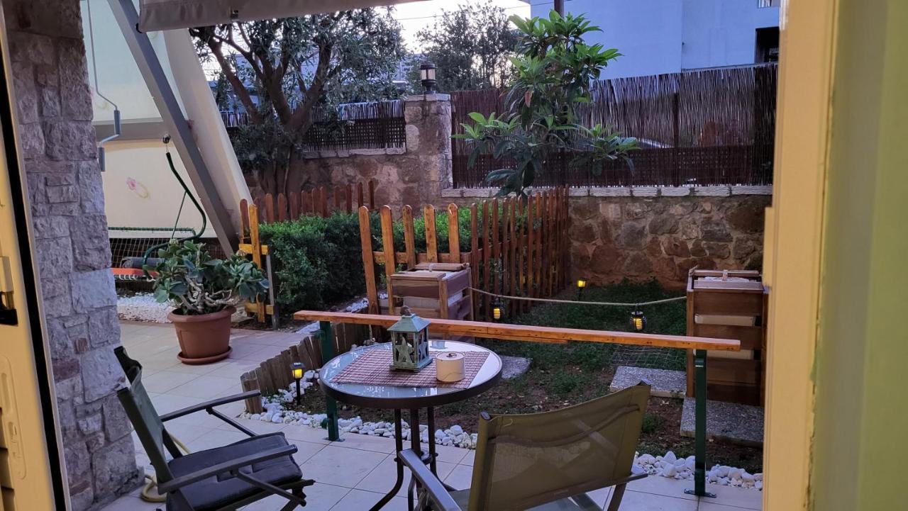 M&M Airport Stop Garden Apartment Szpáta Kültér fotó