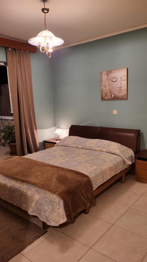 M&M Airport Stop Garden Apartment Szpáta Kültér fotó